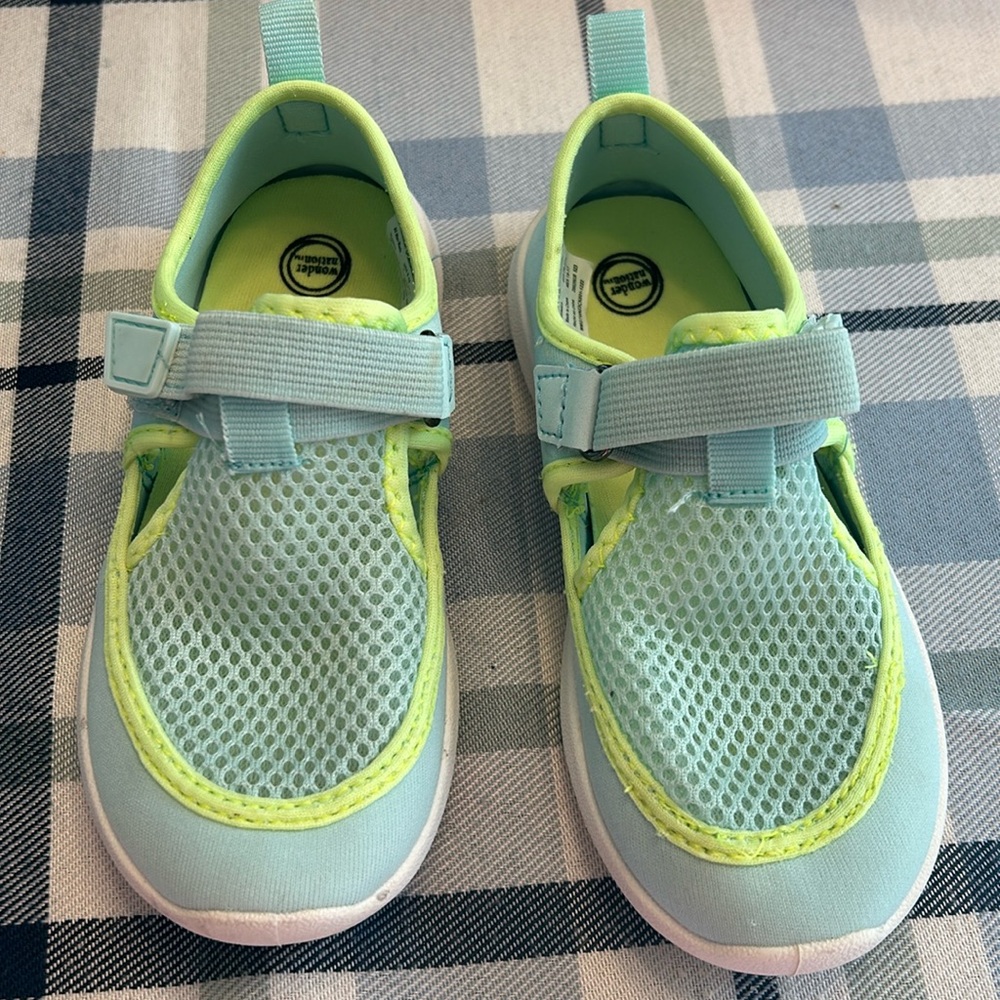 Boys water shoes size 9-10 toddler